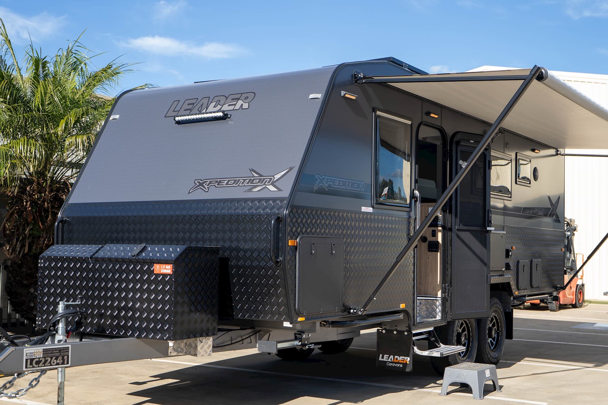 2026 Leader Xpedition 2160_C_K1E5B_T for sale in GREEN FIELDS SA